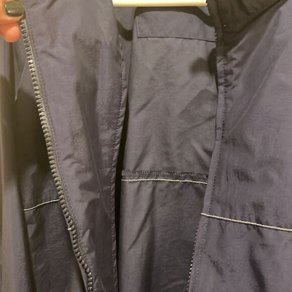 IZOD X.F.G | Navy Windbreaker Jacket | Large - Picture 5 of 6